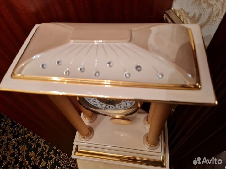 Каминные часы Delta с кристаллами swarovski