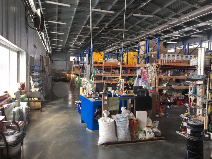 Здание свободного назначения 1200 кв. м