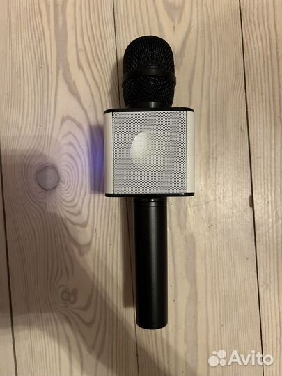 Караоке микрофон