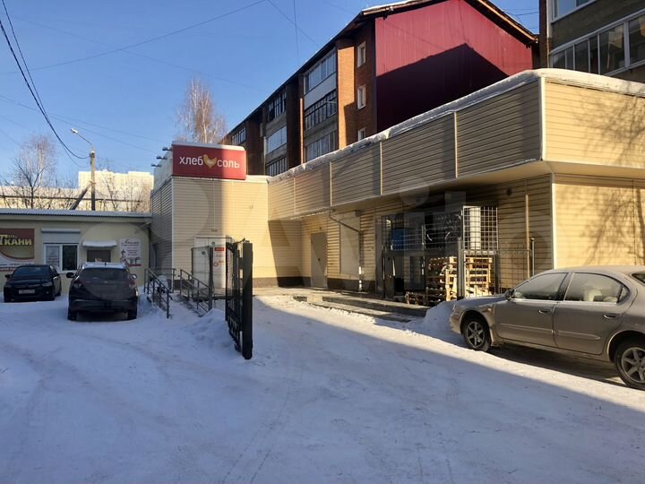 Торговая площадь, 390.8 м²
