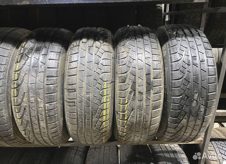 Pirelli Winter Sottozero 210 Serie II 205/65 R17 96R