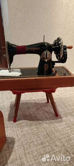 Швейная машина Подольск ручная бу
