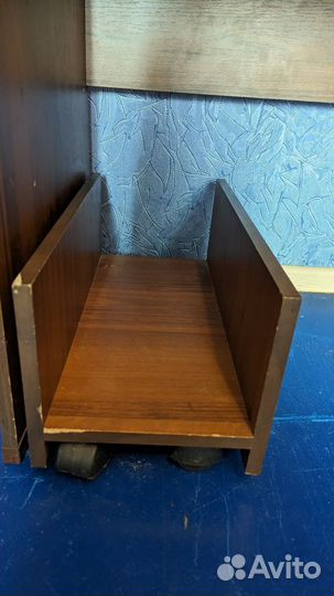 Компьютерный стол