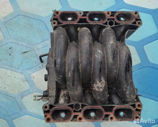 Коллектор впускной 078133223BF