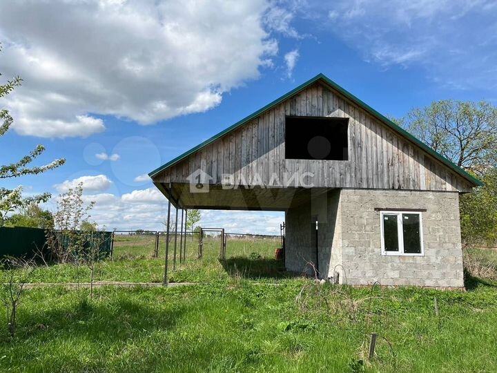 Дом 158 м² на участке 30,1 сот.