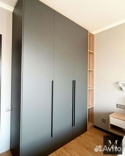 Встроенный шкаф