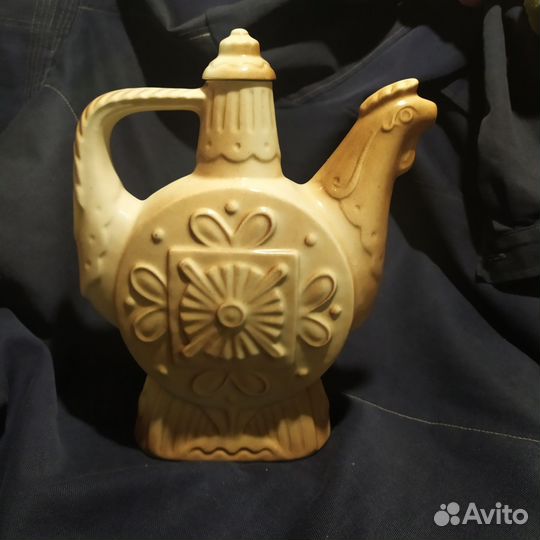 Графин, чайник, кувшин