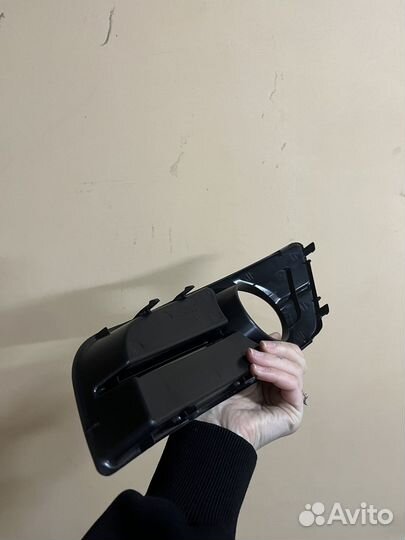 Накладки на противотуманки тойота королла