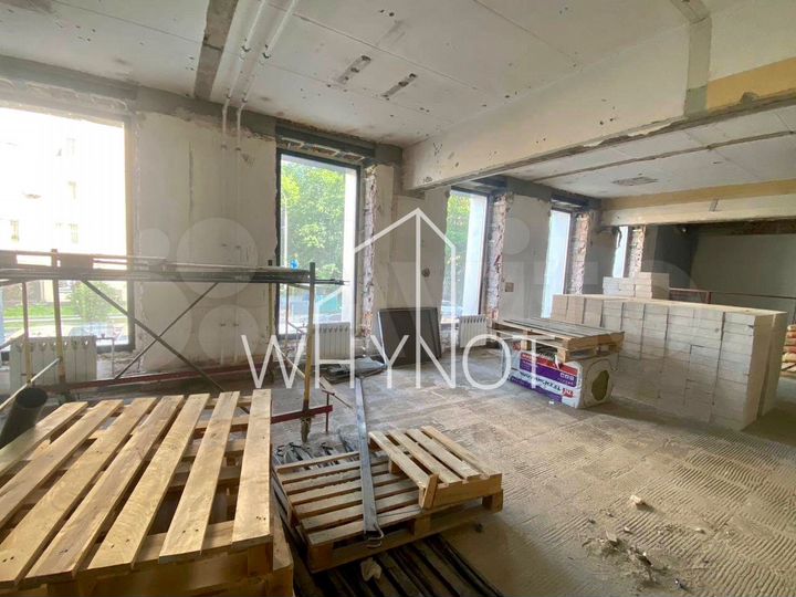 Торговая площадь на первой линии - 209,1 м²