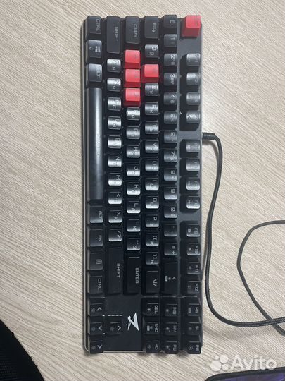 Игровая механическая клавиатура