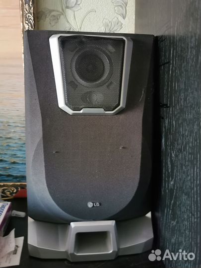 Музыкальный центр LG