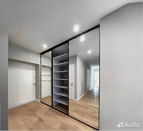 Шкаф на заказ минимализм