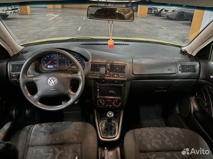 Volkswagen Golf 1.4 МТ, 1999, 350 000 км