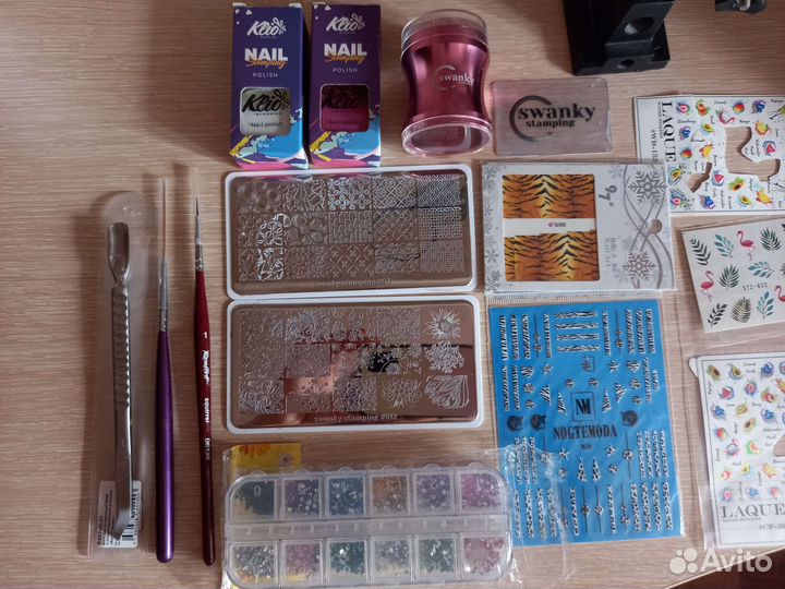 Пластины,лак для стемпинга