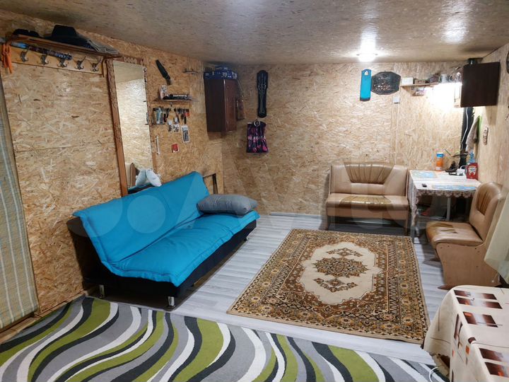 Гараж, > 30 м²