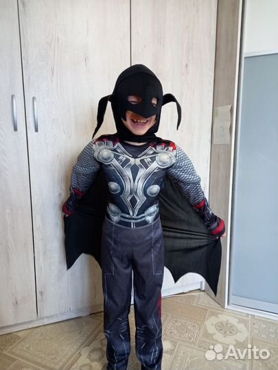 Плащ бэтмана