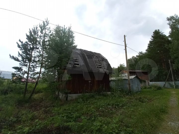 Дача 19,6 м² на участке 8,33 га