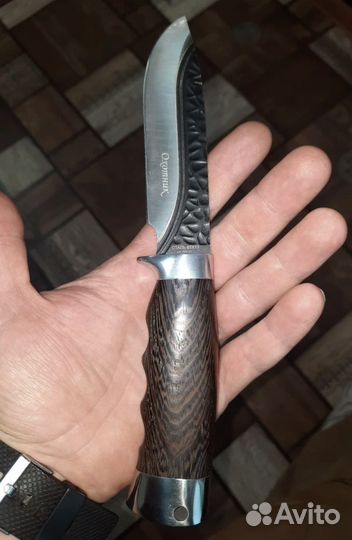 Нож туристический