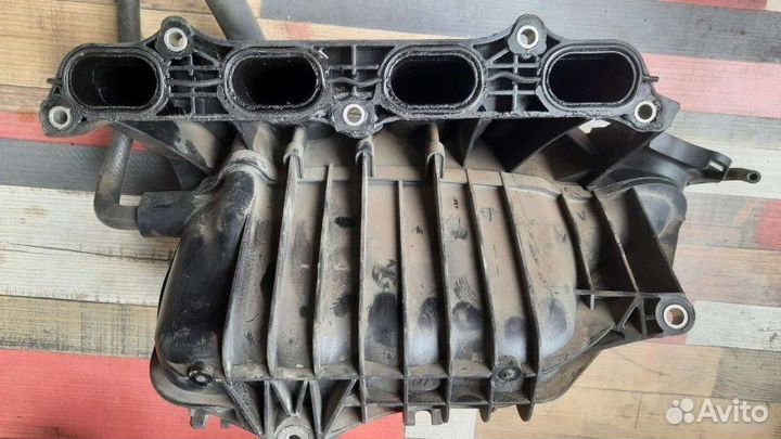 Впускной коллектор Toyota Rav4 2007-2009