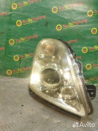 Фара правая Suzuki Swift хэтчэбк 1.3-1.6 2010