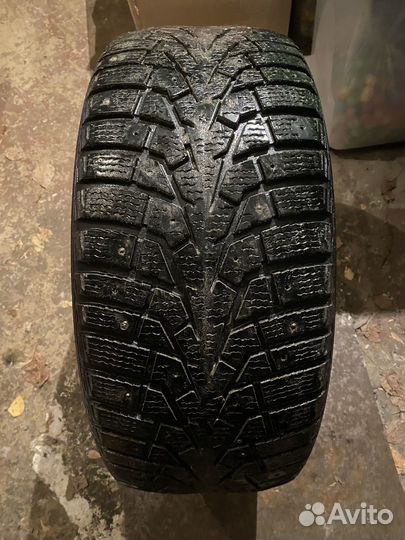 Maxxis ArcticTrekker NP3 225/50 R17