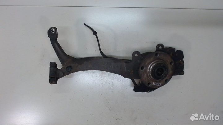 Ступица (кулак, цапфа) Audi A4 (B5), 1995