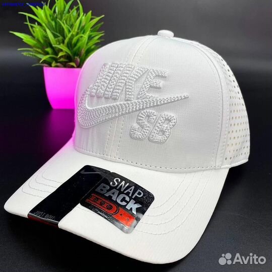 Белая бейсболка Nike (Арт.31049)
