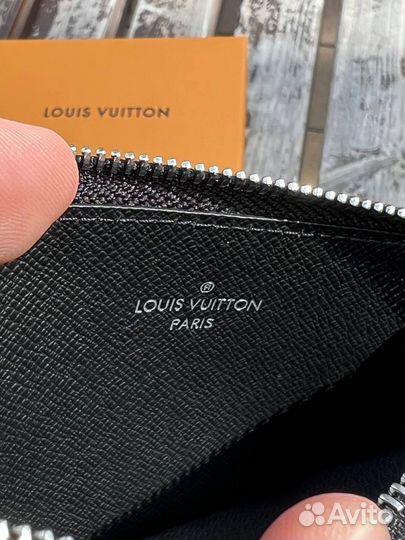 Louis vuitton визитница