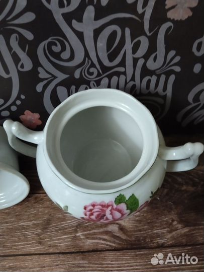 Сахарница фарфор СССР ситечки- фарфор