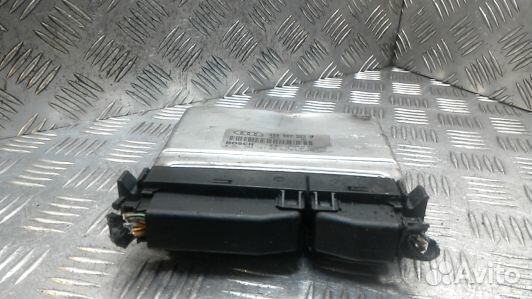 Блок управления двигателем audi A4 B5 (7LV11PF01)