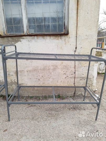 Кровать металлическая