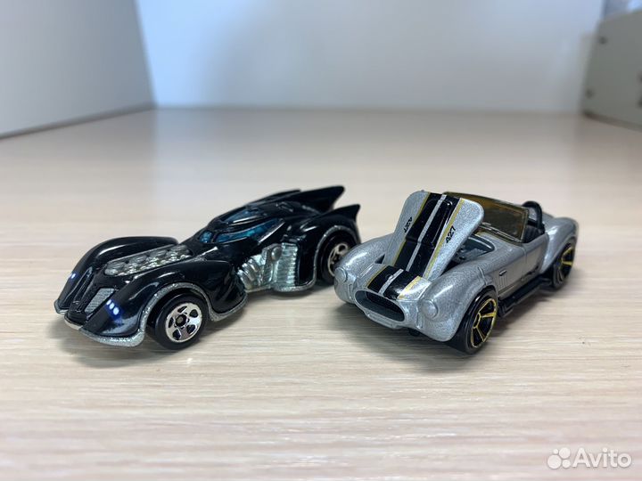 Машинки Hot wheels