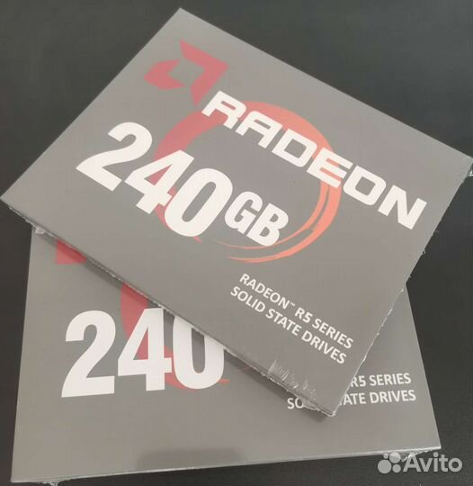 Ssd amd radeon r5 240gb новый