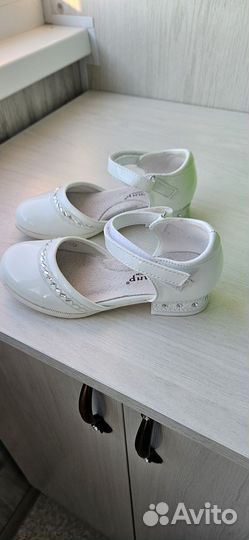 Продам туфельки