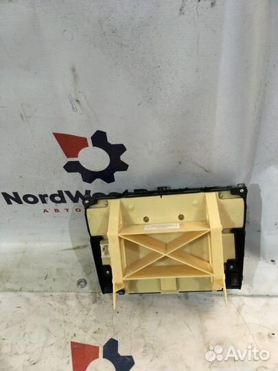 Блок управления климатической установкой Lexus Is