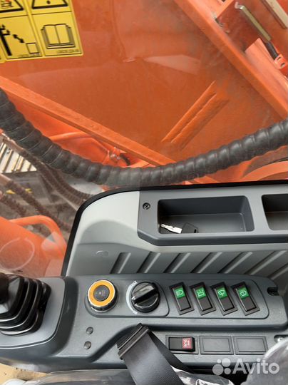 Гусеничный экскаватор Lonking CDM6205, 2023