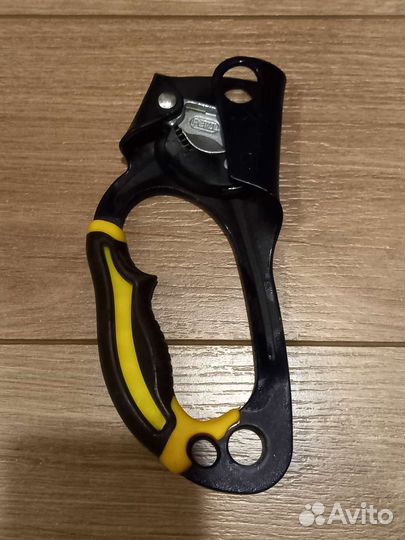 Petzl жумар левый