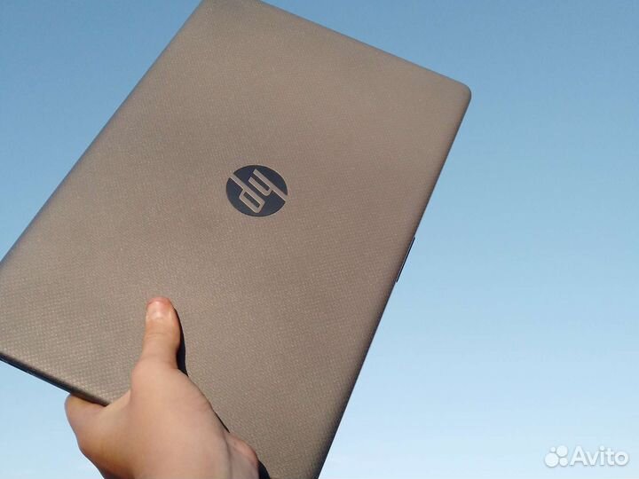 Продаю ноутбук HP