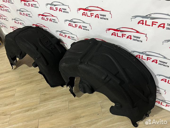 Подкрылок Задний Mercedes W213 Комплект (Новый)