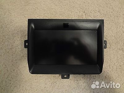 Монитор в подголовник сидения Range Rover