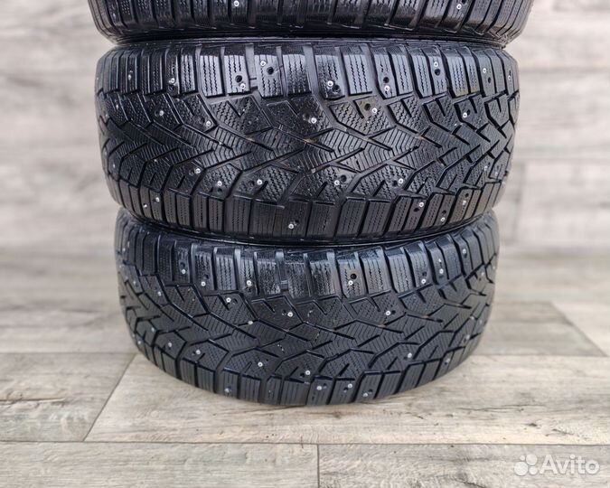 Gislaved NordFrost 100 215/55 R16