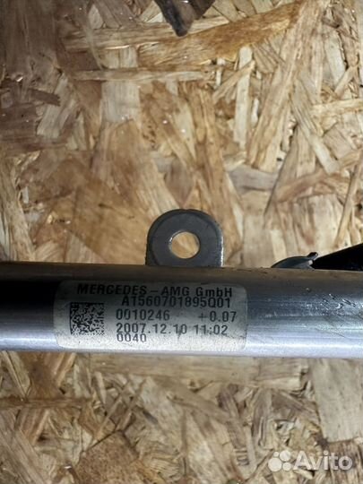 Топливная рампа с форсунками мерседес w211 m156