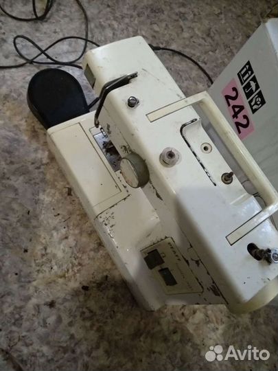 Швейная машина pfaff