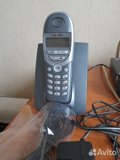 Телефон беспроводной