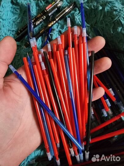 Ручка паста с исчезающими чернилами. 