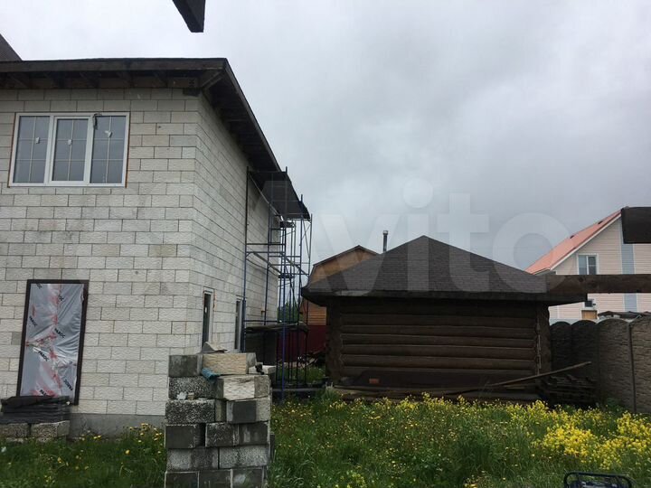 Дом 190 м² на участке 9 сот.