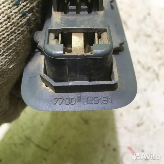 Плафон салонный Рено Сценик