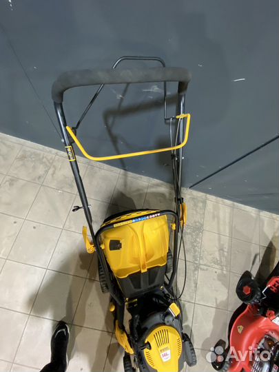 Бензиновая газонокосилка Denzel GLD-460SP