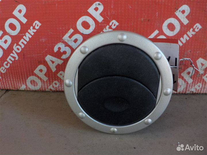 Дефлектор отопителя передний левый Газ 33025 С