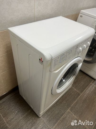 Стиральная машина indesit 5кг